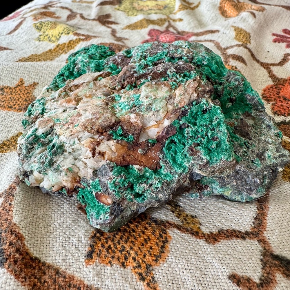 Emerald Green Malachite Crystalline Decor Accent - Picture 6 of 15